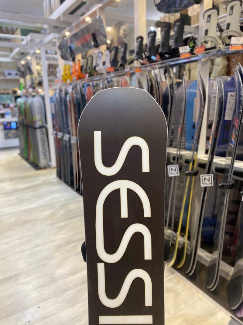 ラスト1点】 スノーボード 板 型落ち メンズ SESSIONS AWESOME REO