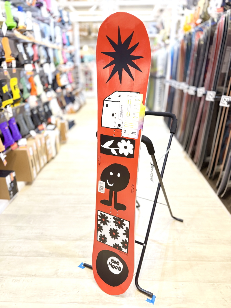 即納】 レディース スノーボード 板 型落ち Bataleon Moodboard 140cm