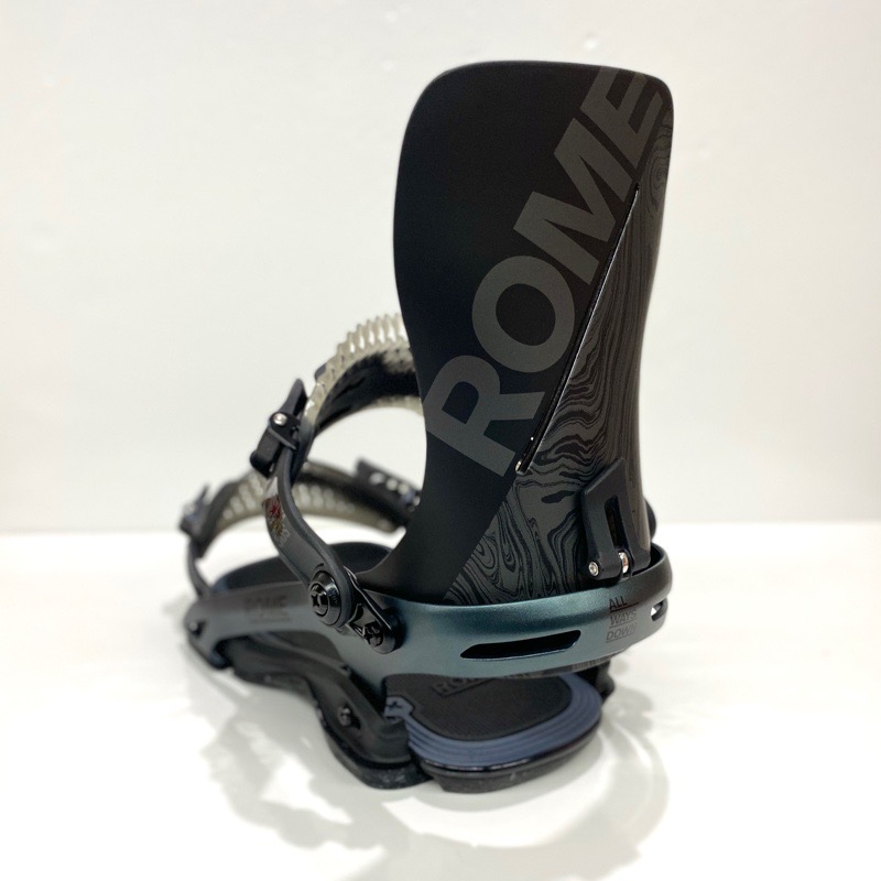 【美品】ROME SDS 24-25 Katana Sサイズ Black Women's Katana 2025 | Rome Snowboards™ – Rome US