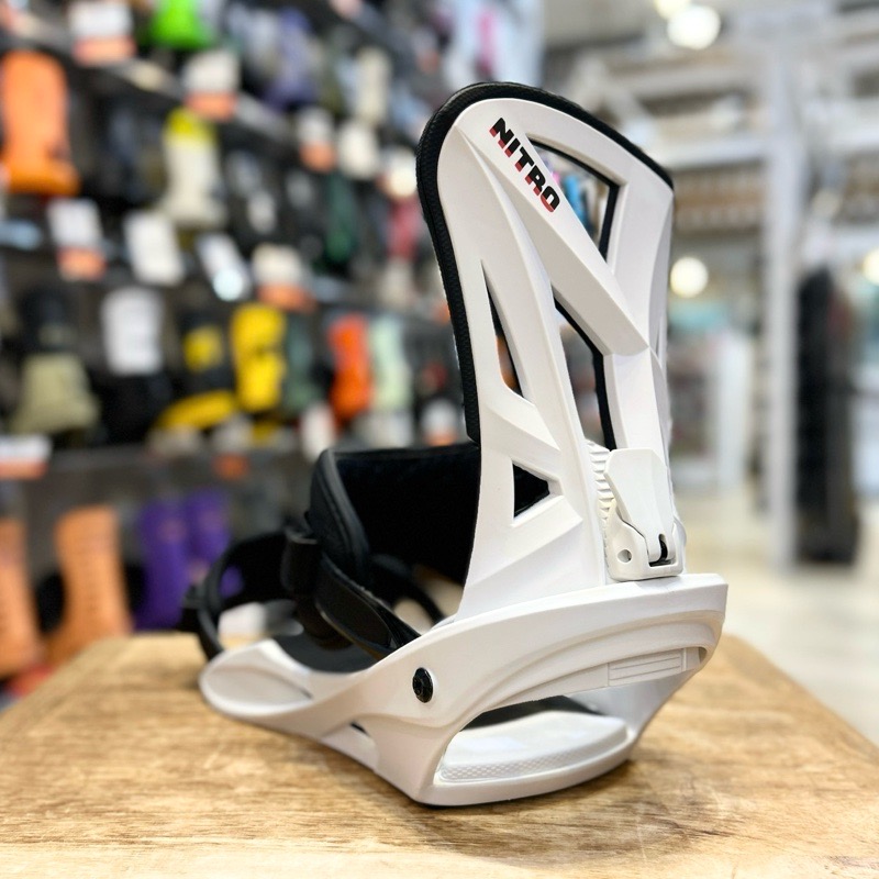 NITRO STAXX ビンディング　M NITRO STAXX スノーボード ビンディング M 25-28.5 cm NITRO STAXX