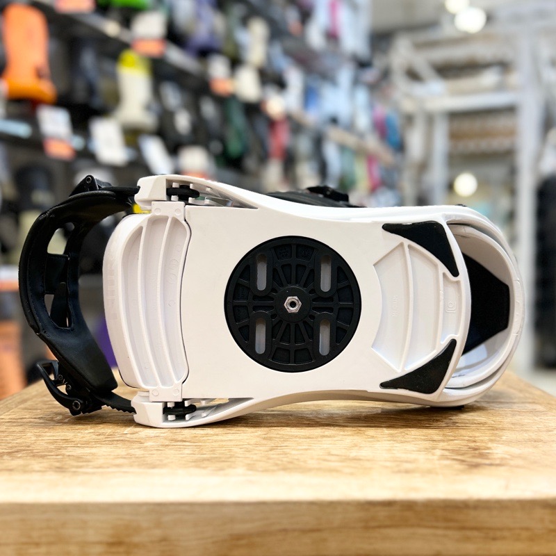 NITRO STAXX ビンディング　M NITRO STAXX スノーボード ビンディング M 25-28.5 cm NITRO STAXX