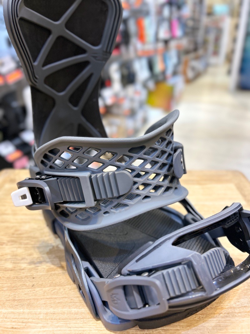 24-25 DRAKE PODIUM カラー:DARK GREY Lサイズ ドレイク メンズ