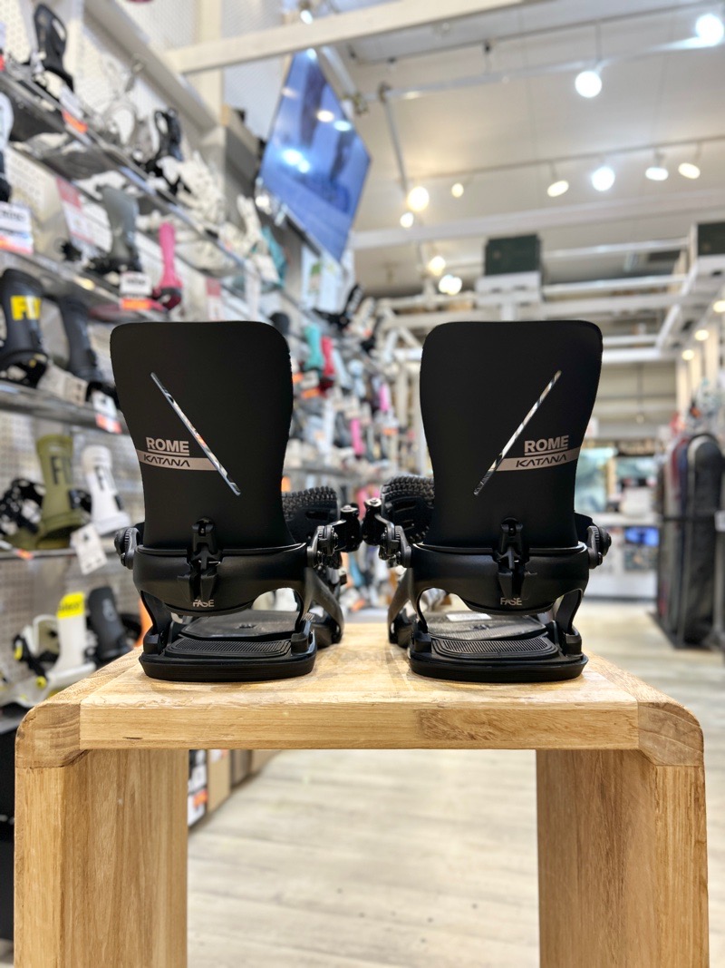 早期予約商品】 26-27 ROME KATANA AW FASE カラー:BLACK MLサイズ