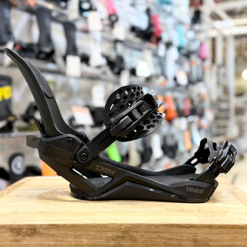 スノーボード ビンディング（モデル年式：19ー20モデル