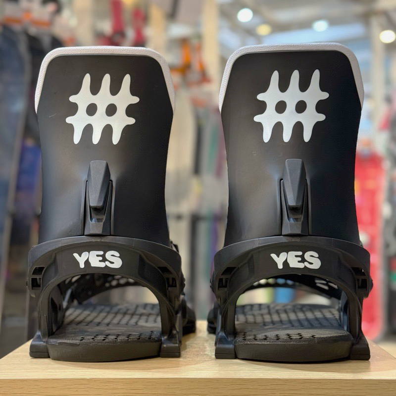 【OUTLET】 25-26 YES SELECT カラー:PITCH BLACK Mサイズ YES メンズ スノーボード バインディング 日本正規品 関連画像1