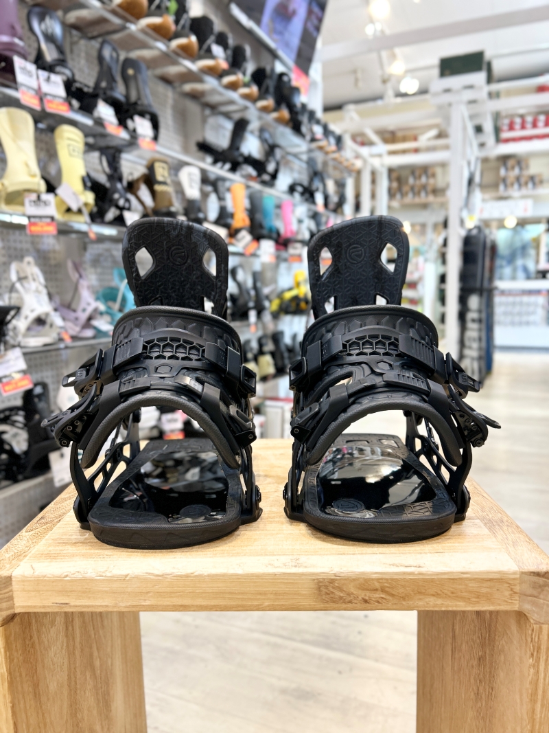 FLOW（フロー） 23-24 NIDECKER FLOW NX2 カラー:BLACK Lサイズ