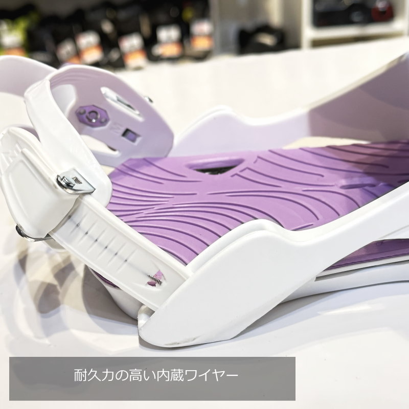 24-25 NITRO COSMIC カラー:WHITE BRUSH SMサイズ ナイトロ コスミック