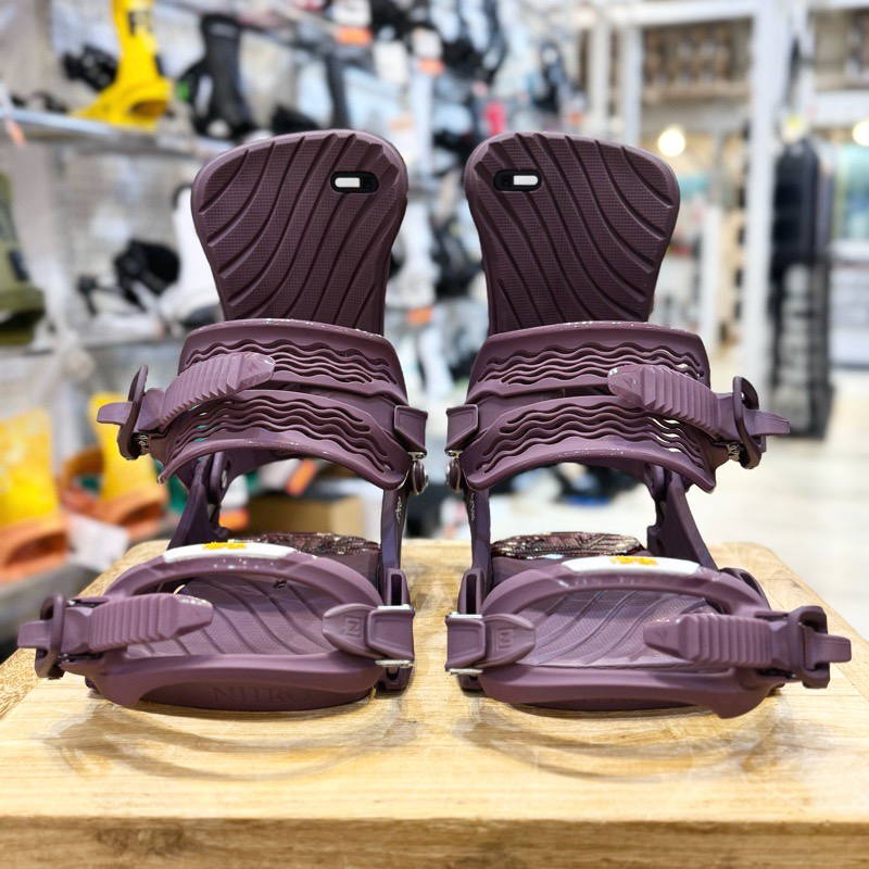 25-26 NITRO FATE カラー:Plum S/Mサイズ  ナイトロ レディース スノーボード バインディング 日本正規品 |  | 02
