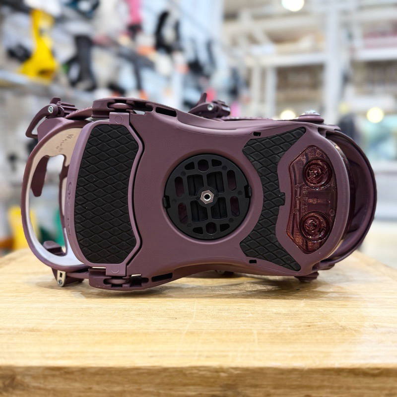 25-26 NITRO FATE カラー:Plum S/Mサイズ  ナイトロ レディース スノーボード バインディング 日本正規品 |  | 06