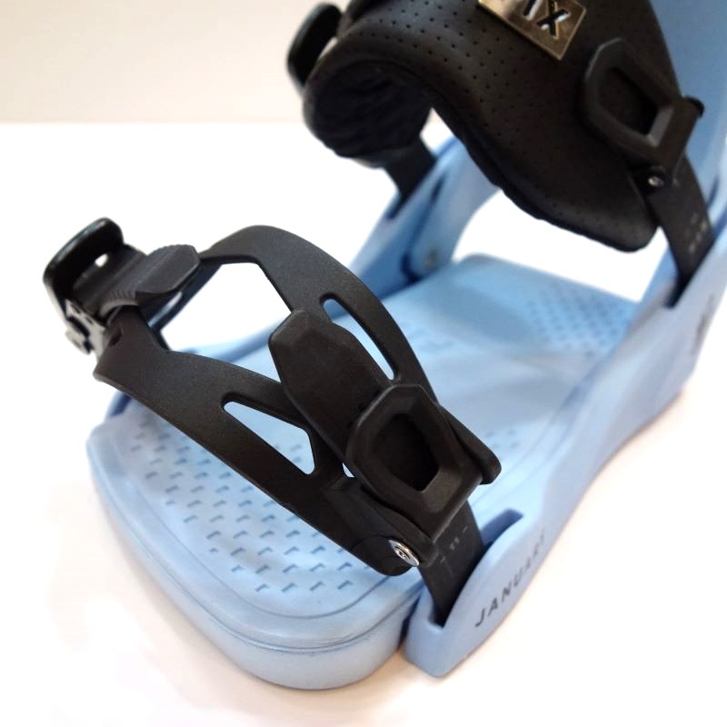 OUTLET】 24-25 FIX JANUARY カラー:SKY SMサイズ フィックス