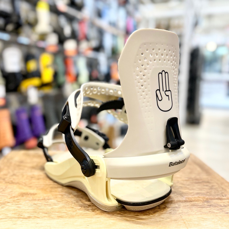 24-25 BATALEON Gata カラー:Banana Split Sサイズバタレオン