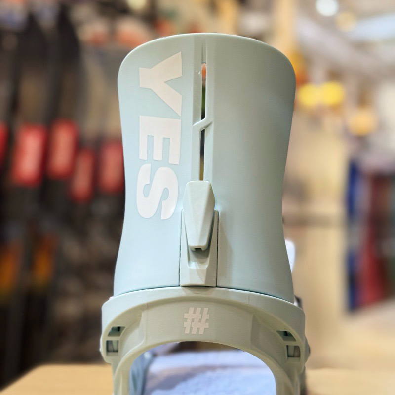 25-26 26 YES. VETTA OH SO BLUE Sサイズ YES レディース スノーボード
