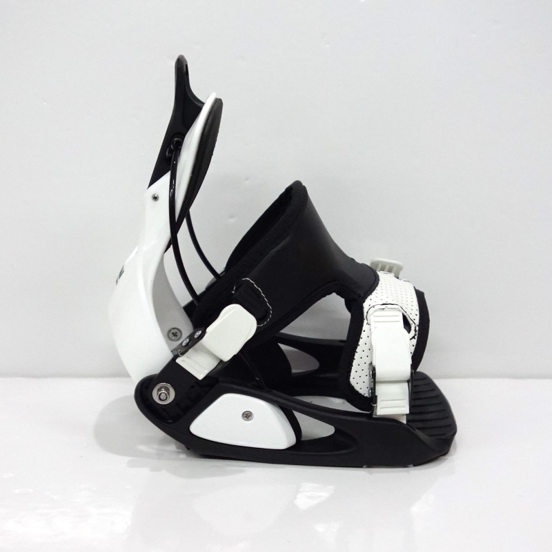 【OUTLET】 23-24 FLOW MICRON  カラー:STORMTROOPER XSサイズ フロウ ジュニア スノーボード バインディング 型落ち 日本正規品 |  | 02