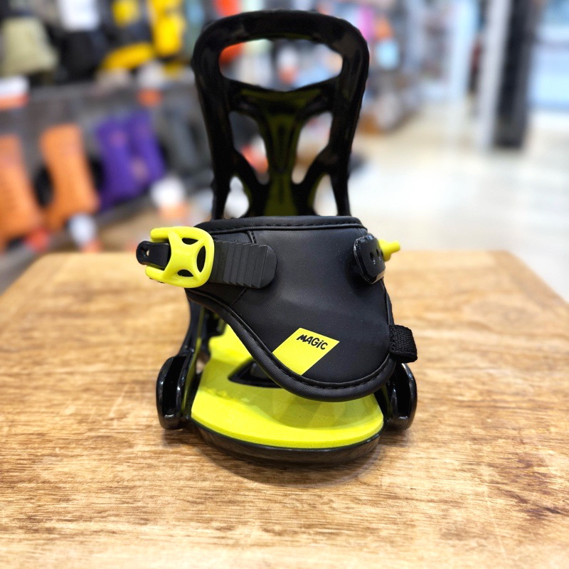 ラスト1点】 【未使用OUTLET】 24-25 NIDECKER MAGIC BLACK XS