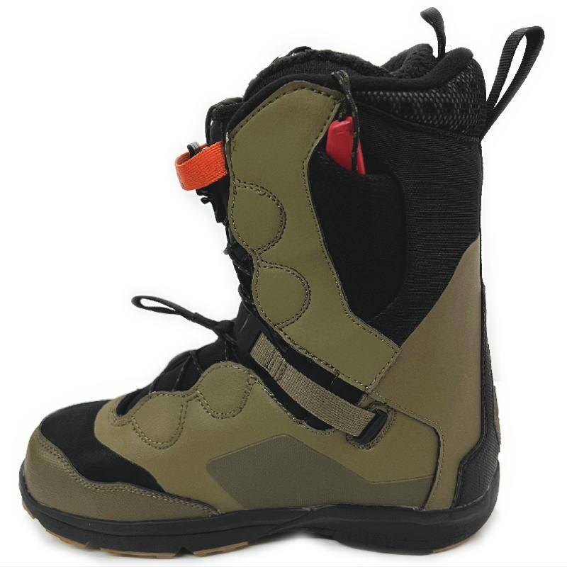 2026年 【OUTLET】17-18 NORTHWAVE EDGE カラー:DARK OLIVE 28cm ノースウェーブ エッジ メンズ スノーボードブーツ 型落ち 日本正規品 【V1755858011】 (11495円)