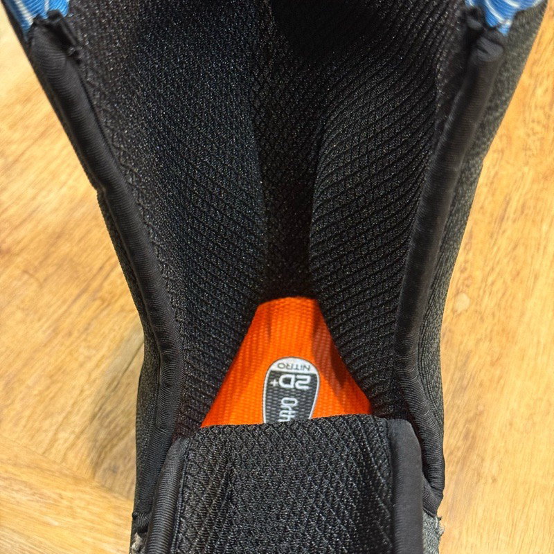 NITRO-BEAST_VOLCOM155cmキッカー◎フリーラン◯レール未使用 未使用 19/20 NITRO x VOLCOMコラボ BEAST 155cm スノーボード