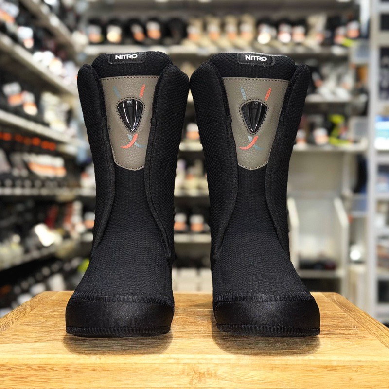 スノボー　シューズ　レディースNITRO Boots | Nitro Snowboards