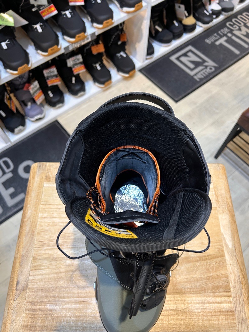 25-26 NITRO VENTURE STEP ON TLS カラー:Shadow-Black 26.5cm ナイトロ ベンチャー ステップオン メンズ スノーボードブーツ 日本正規品 |  | 05