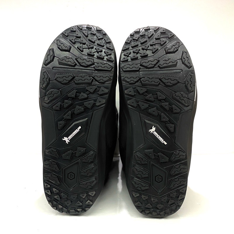 OUTLET】24-25 THIRTYTWO FOCUS BOA SWEETIN カラー:BLACK RAW