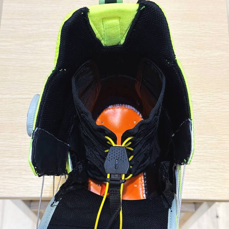 メンズ スノーボードブーツ 25-26 BATALEON SALSA カラー:NEON YELLOW
