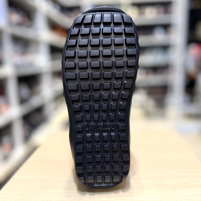 24-25 THIRTYTWO SHIFTY BOA カラー:BLACK 25cm サーティーツー