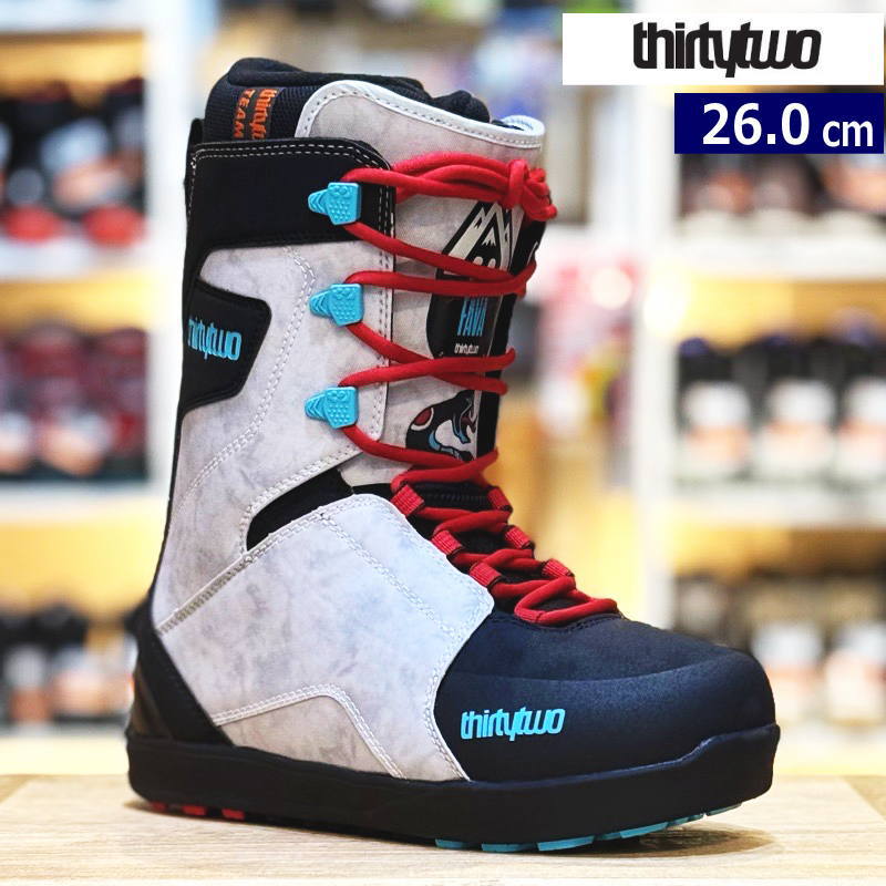 メンズ スノーボードブーツ 25-26 THIRTYTWO LASHED FAVA カラー:BLACK