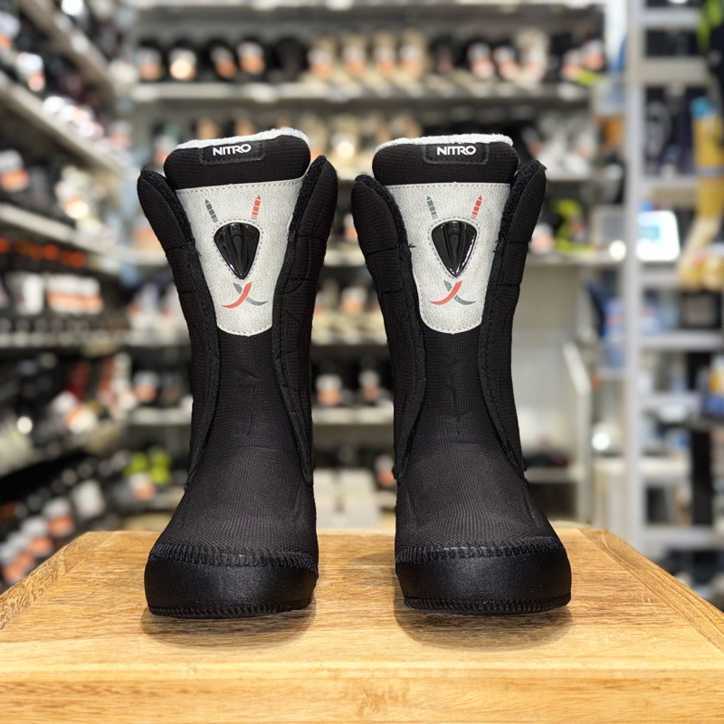 ラスト1点】 【OUTLET】24-25 NITRO CROWN BOA カラー:GREY 24.5cm