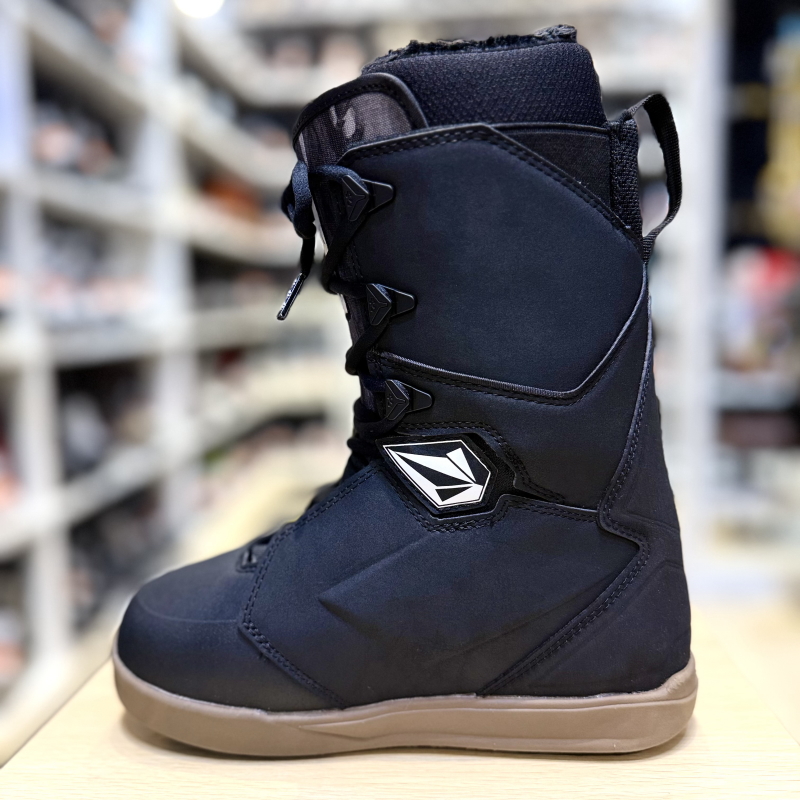 ラスト1点】 24-25 THIRTYTWO LASHED W'S X VOLCOM カラー:BLACK 23cm