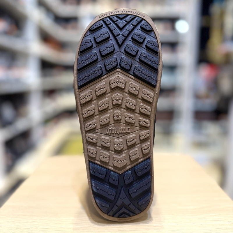 THIRTY TWO LASHED　レディース　24.5 24-25 THIRTYTWO LASHED W'S X VOLCOM カラー:BLACK 23.5cm サーティー