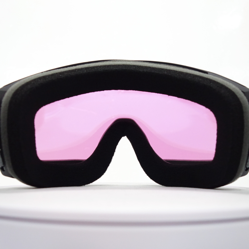 2024年冬【法人向けお歳暮】 24-25OAKLEY OAKLEY LINE レンズ BLACK カラー:MATTE L MINER オークリー