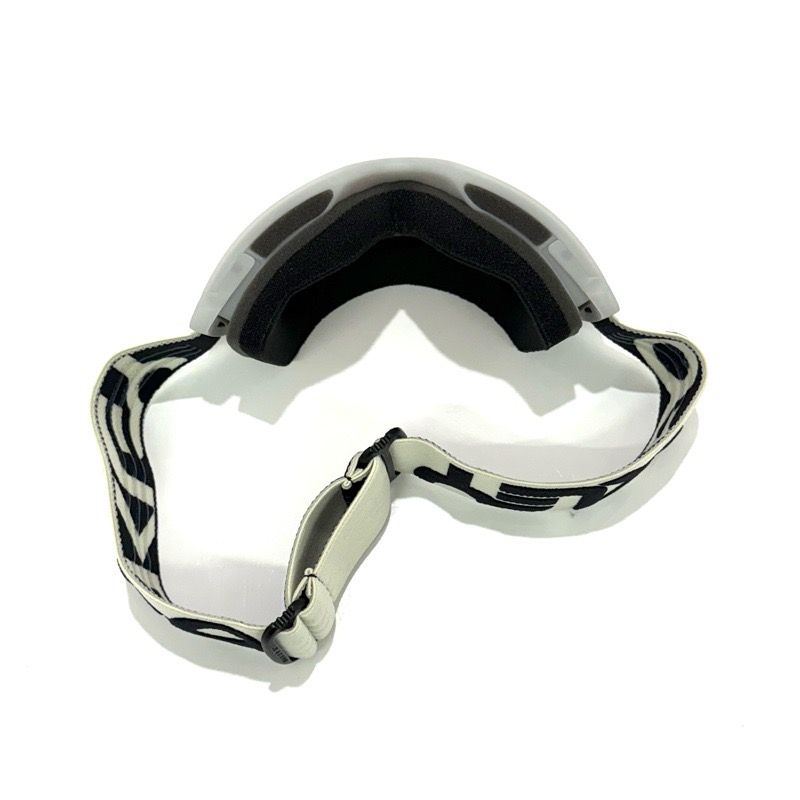 OAKLEY（オークリー） 24-25OAKLEY FLIGHT TRACKER S カラー:GOOL GREY