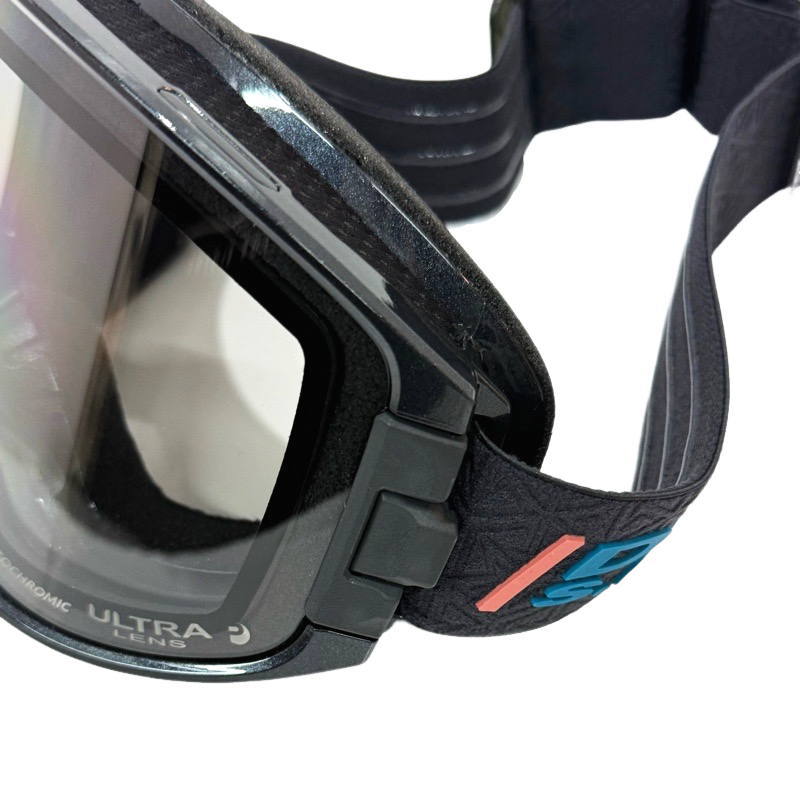 DICE（ダイス） 25-26 DICE GOODMAN カラー:PBK レンズ:調光×ULTRA