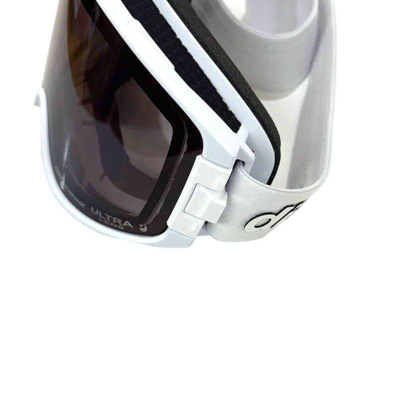 DICE（ダイス） 25-26 DICE GOODMAN LTD カラー:WHO レンズ:調光×ULTRA