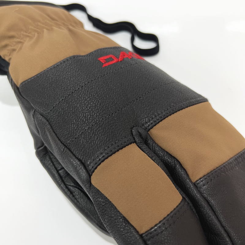 ○ DAKINE BARON GORE-TEX TRIGGER MITTEN カラー:BIS Mサイズ ダカイン グローブ 型落ち スキー スノーボード