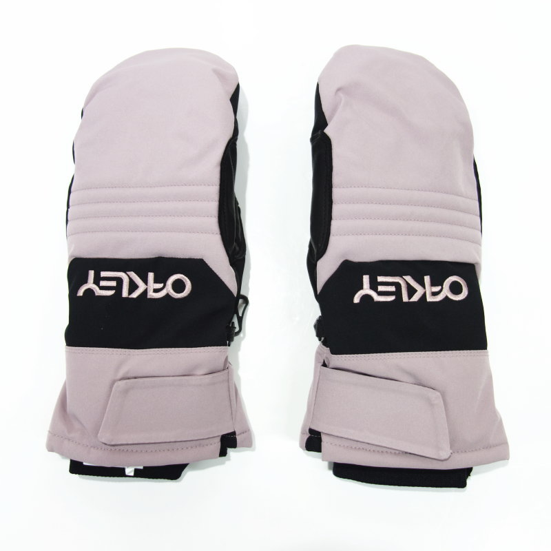 スノーボード　アクセサリー類　まとめ売り　オークリー　バートン スノーボード アクセサリー類 まとめ売り OAKLEY Burton