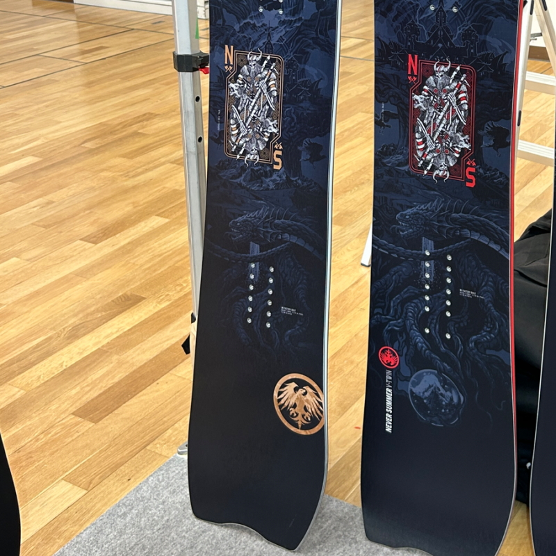 【早期予約商品】 メンズ スノーボード 板 160cm NEVER SUMMER MEN'S VALHALLA ネバーサマー 26-27 パウダーボード トリプルキャンバー |  | 02