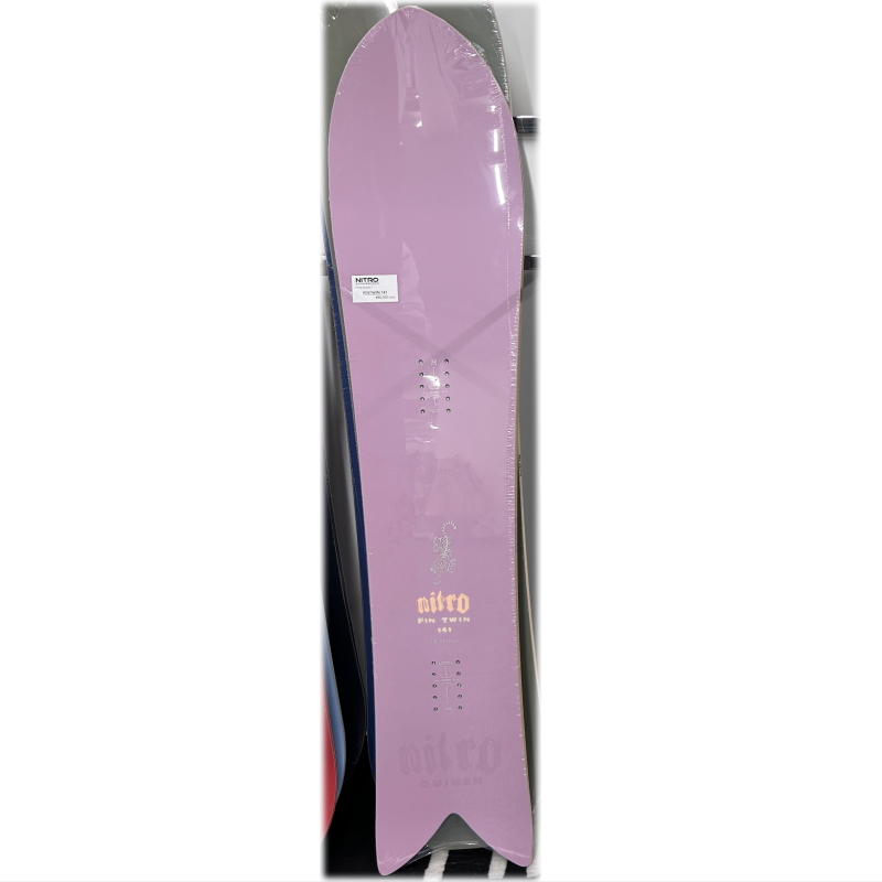 特典付き 【早期予約】 メンズ スノーボード 板 141cm NITRO FINTWIN
