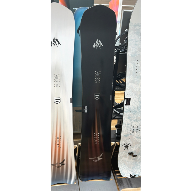 早期予約】 メンズ スノーボード 板 156cm JONES FREECARVER 9000S
