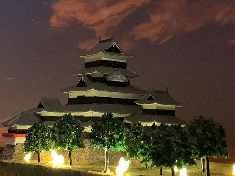 松本城 ジオラマ模型 当店限定オリジナル 完成品 お城 模型 ライト