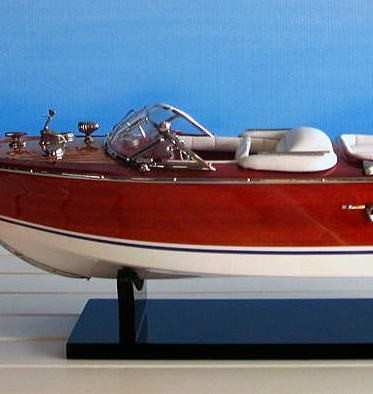 RIVA アクアラマ 船舶模型 全長68㎝ ヴィンテージコレクション RIVA アクアラマ 船舶模型 全長68㎝ ヴィンテージコレクション - メルカリ