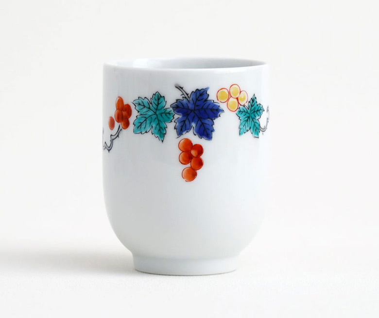 肥前赤絵窯元 鷹巣 絵変わり湯呑 有田焼 湯呑 コップ タンブラー