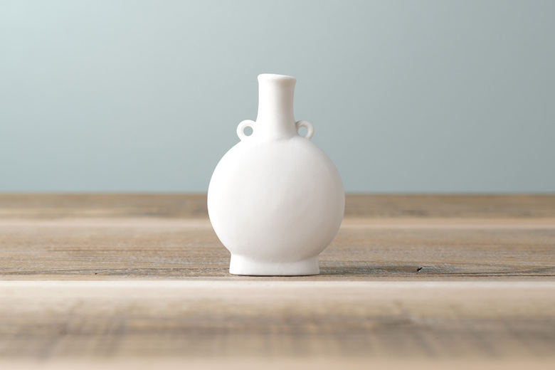 涙壺 ナミダツボ なみだつぼ | 有田焼(ありたやき)の専門通販 Realita Ceramics