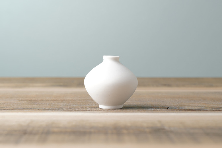 涙壺 なみだつぼ 白磁 有田焼 花瓶 一輪挿し 花器 おしゃれ かわいい