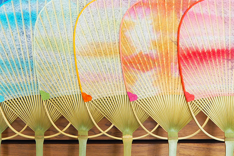 丸亀うちわ うちわ屋 涼 雲海 たまご型 小割 うちわ 団扇 日本製