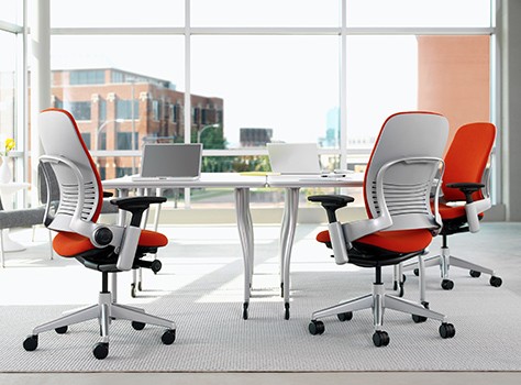 スチールケース リープ Steelcase Leap APモデル オフィスチェア 背座クロス張り ブラックフレーム LEAP-10100APVP J501  J501 ランバーサポート付き : ksc-lea-apvp : オフィス家具通販のオフィスコム - 通販 - Yahoo!ショッピング