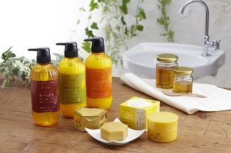 花蜜精みつばちハニー美容ゲル/モイストアップジェル美容液 詰め替え用 500g sp_kamitsusei.jpg