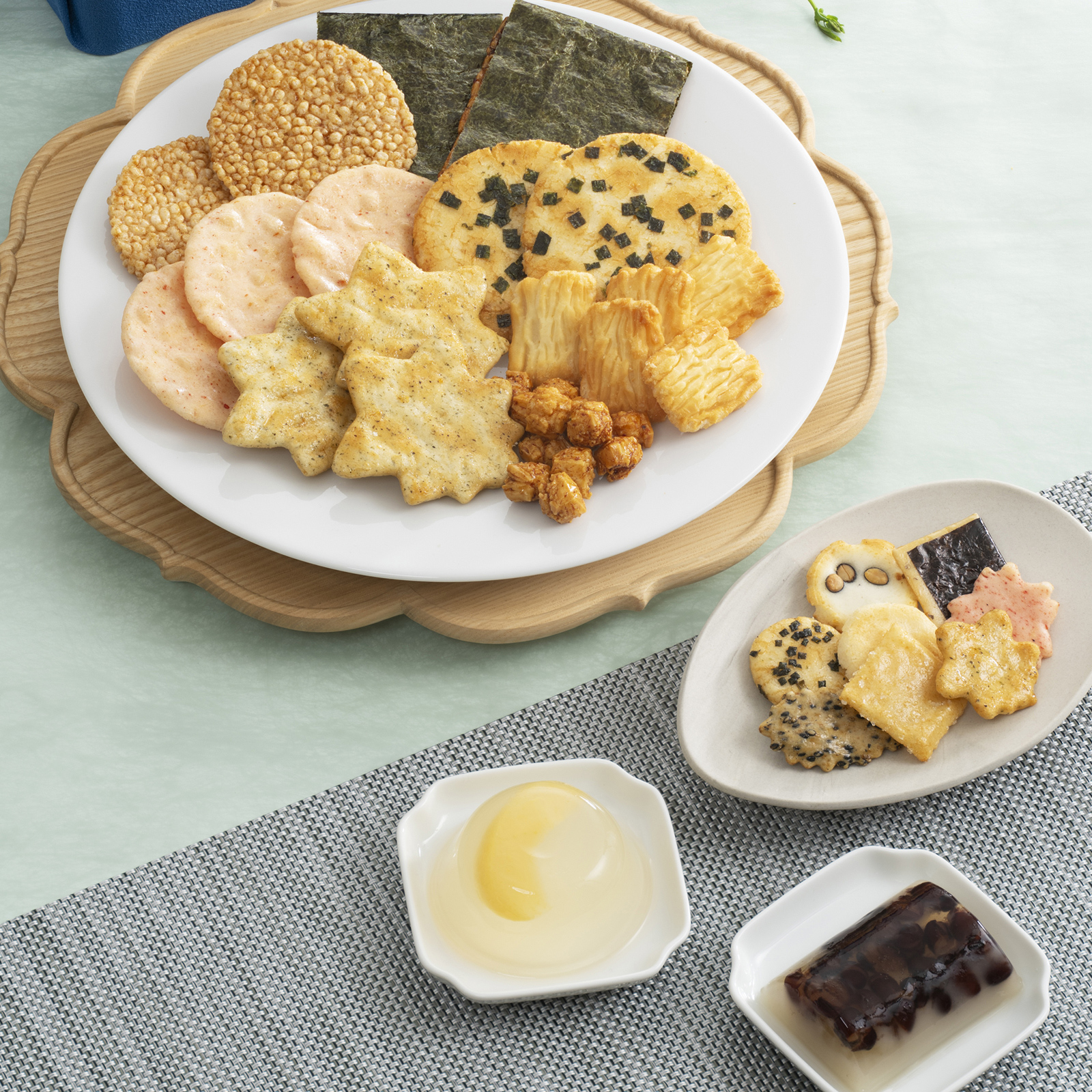 小倉山　1缶　松風　1缶　150g 計2缶 をぐら山春秋 小缶□(8ヶ入り12袋): 米菓・詰め合わせ京都の煎餅