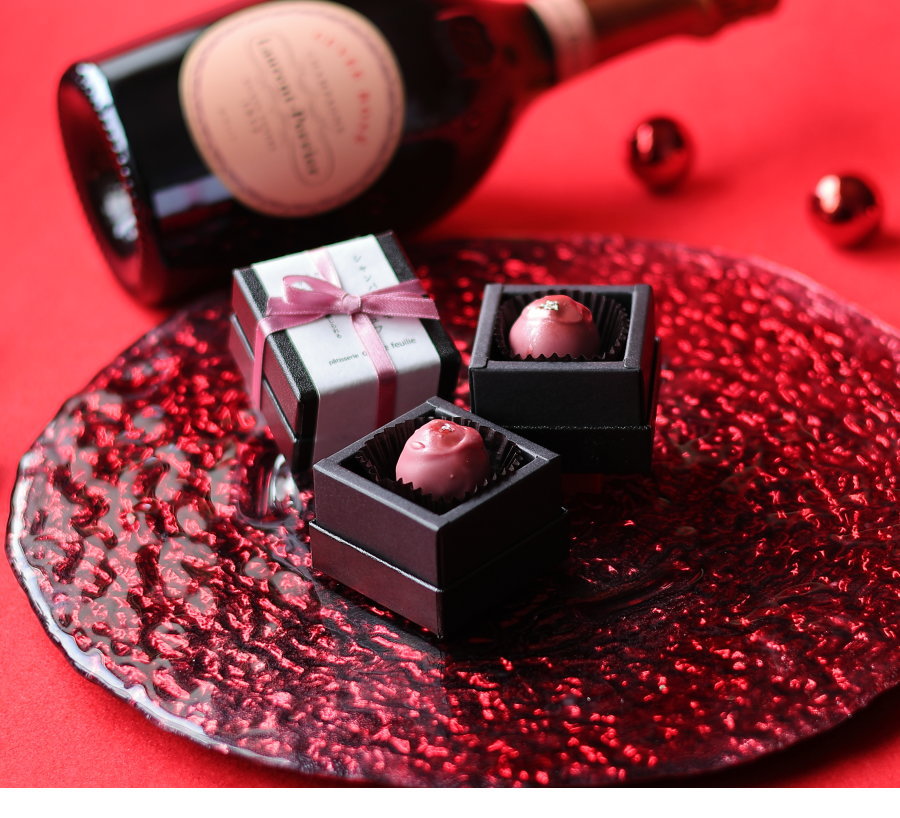 バレンタイン チョコ ロゼシャンパントリュフ ルビー 1個 （手提げ袋