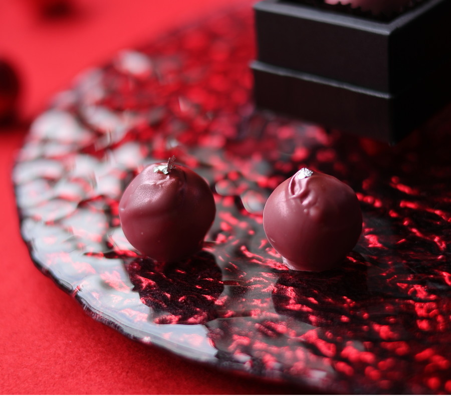 バレンタイン チョコ ロゼシャンパントリュフ ルビー 1個 （手提げ袋