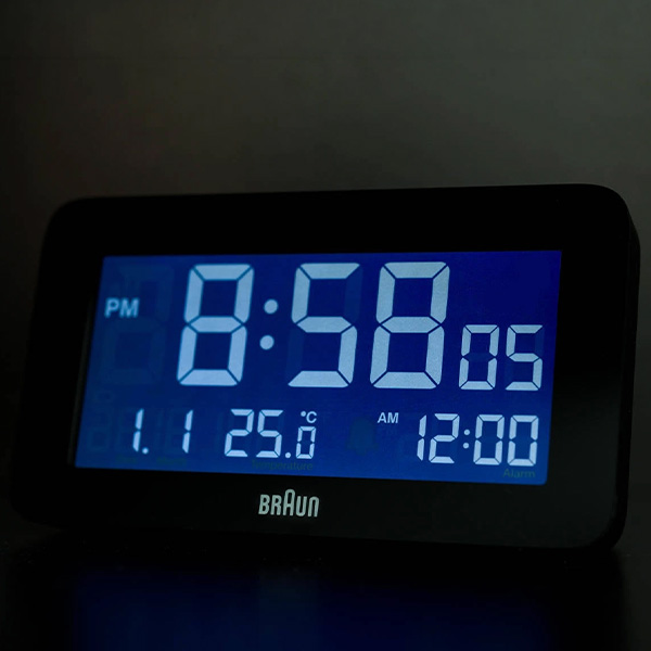 BRAUN（ブラウン） 【並行輸入品】BRAUN クロック BC10B 目覚まし時計